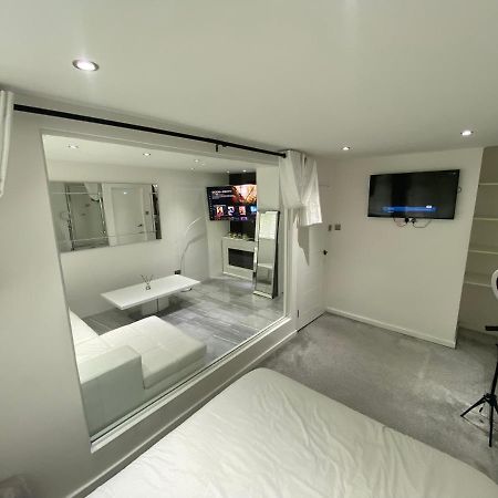 Luxurious High Spec 1 Bedroom Apartment In London Eltham Exteriör bild